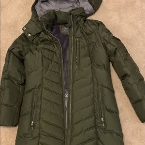 Womens Eddie Bauer sun valley down parka